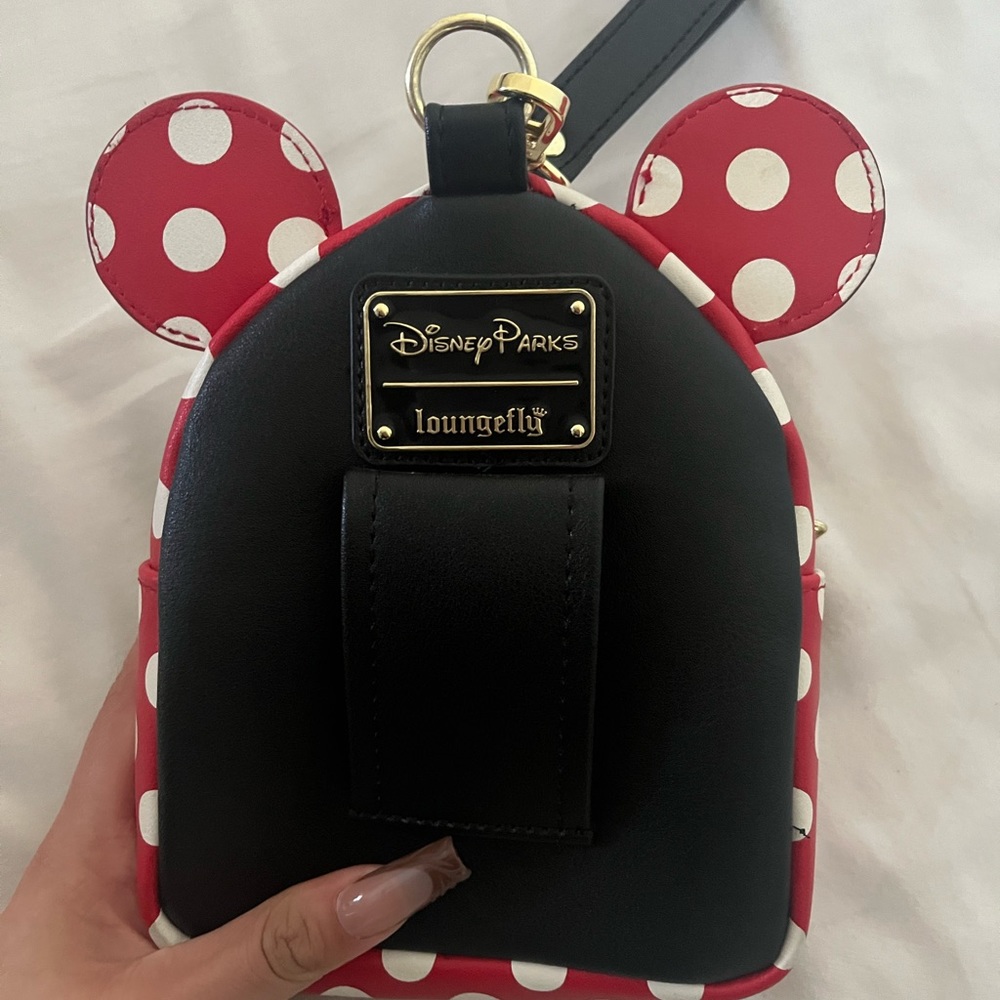 Minnie Mouse Loungefly Wristlet